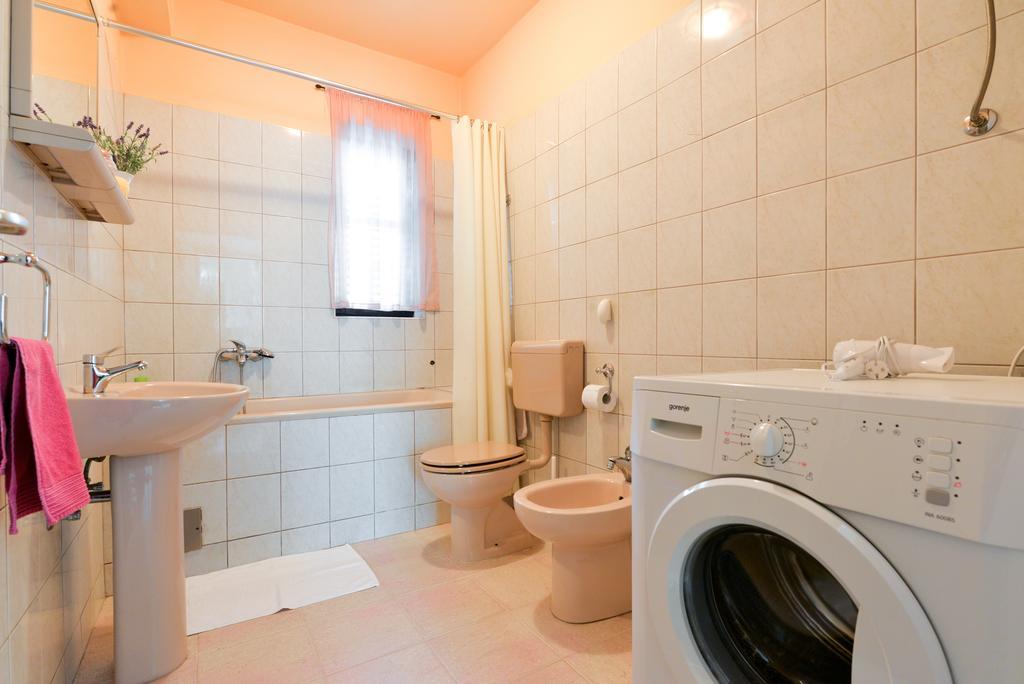 Apartments Doda Zadar Bilik gambar